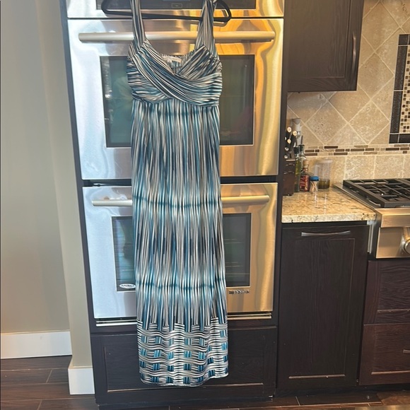 Max Studio Blue‎ and White Striped Maxi Dress - Picture 1 of 6